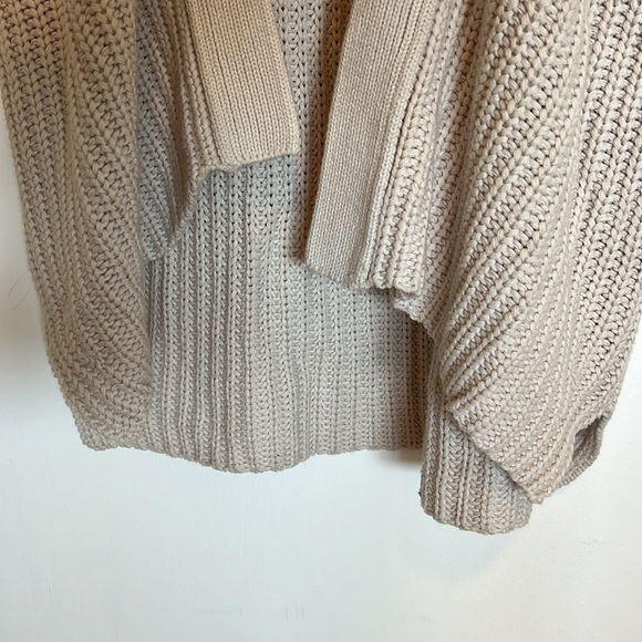 Beige knit pullover long cardigan from Oak and Fort - Picture 4 of 4